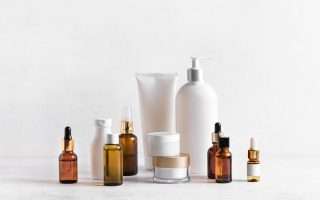 Pentingnya Desain Botol Kosmetik dan Rekomendasi Pabriknya