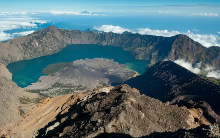 Paket Rinjani Trekking